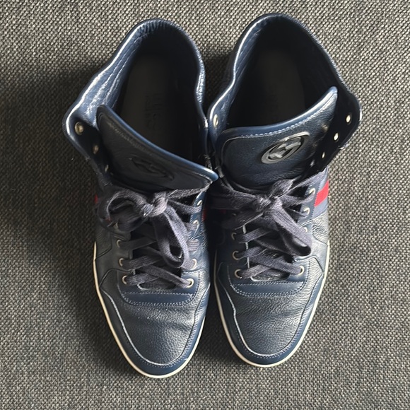 Gucci Men's Navy High-Top Sneakers - Picture 5 of 16